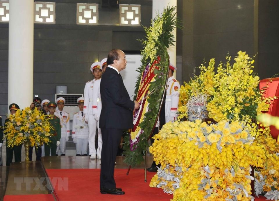 lanh dao dang nha nuoc vieng nguyen tong bi thu do muoi