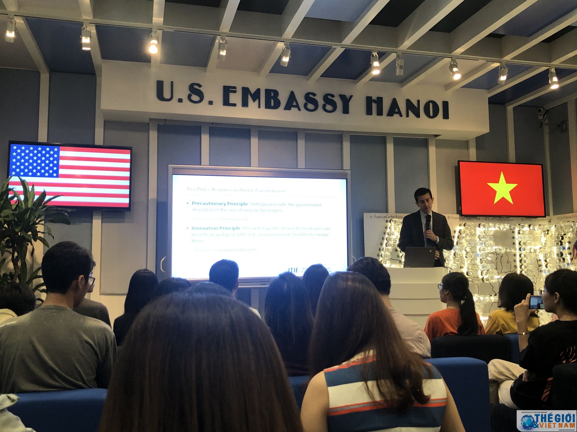 lam the nao de hien dai hoa ma khong can tro doi moi sang tao