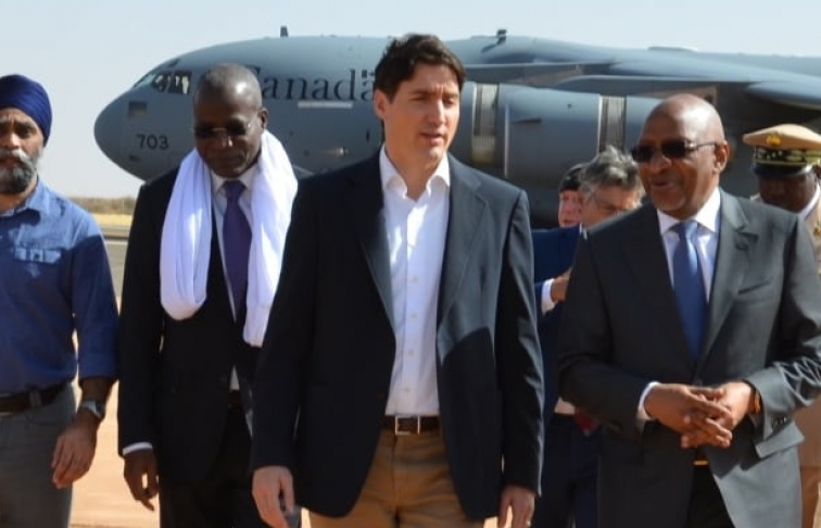 thu tuong justin trudeau bat ngo tham binh si canada tai mali