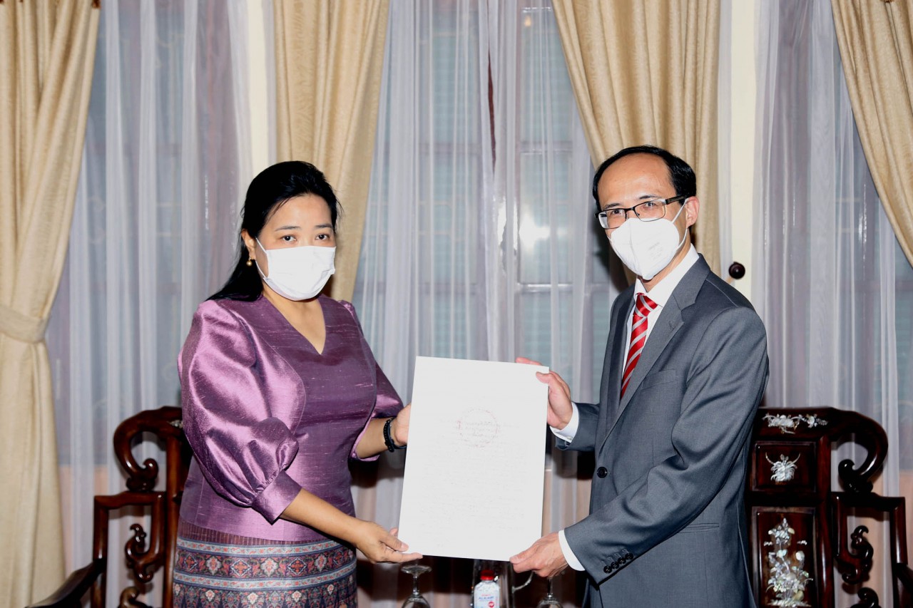 Lễ trao giấy chấp nhận Lãnh sự danh dự mới của Thái Lan tại Thành phố Hồ Chí Minh.
