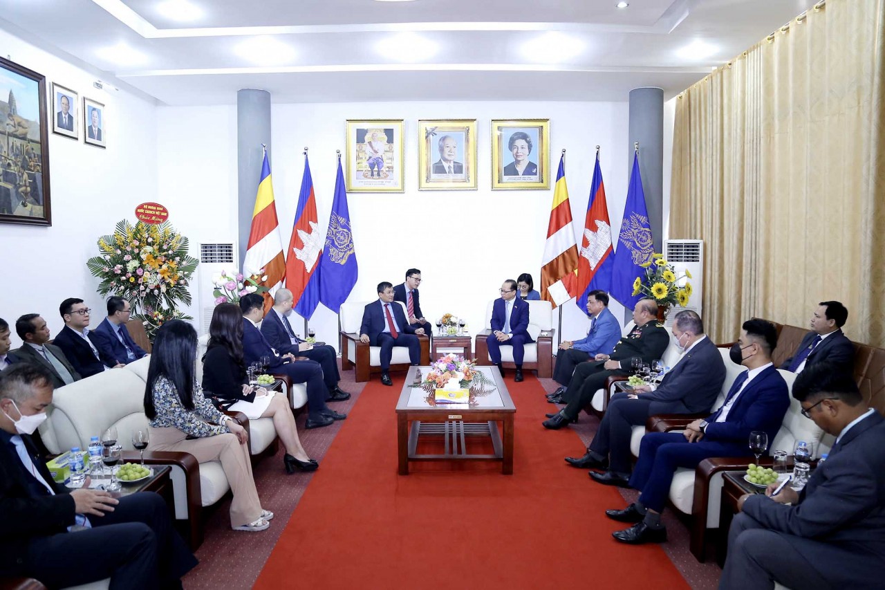 Thứ trưởng thường trực Bộ Ngoại giao Nguyễn Minh Vũ chúc Tết cổ truyền Chol Chnam Thmay Campuchia