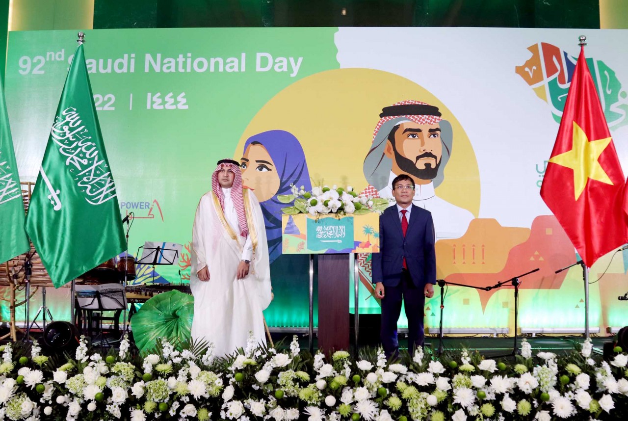 Thứ trưởng Thường trực Nguyễn Minh Vũ và Đại sứ Arabia Saudi (Ảnh: Quang Hoà) Thứ trưởng Thường trực Nguyễn Minh Vũ và Đại sứ Arabia Saudi (Ảnh: Quang Hoà)