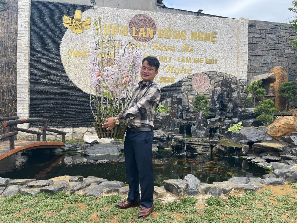 Đàm Rồng Nghệ: 8X bỏ kinh doanh, theo đuổi trồng hoa lan Đàm Rồng Nghệ: 8X bỏ kinh doanh, theo đuổi trồng hoa lan