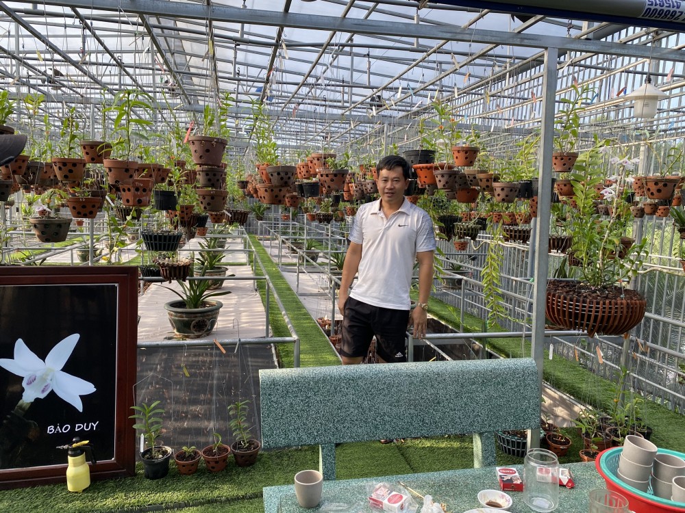 Phạm Thăng Bằng: Thầy giáo phố núi đam mê cháy bỏng với lan rừng