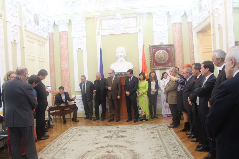 chieu dai ky niem 66 nam quan he ngoai giao viet nam rumani