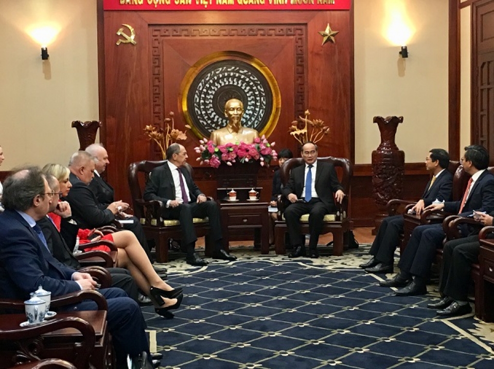 lanh dao tp hcm tiep ngoai truong nga