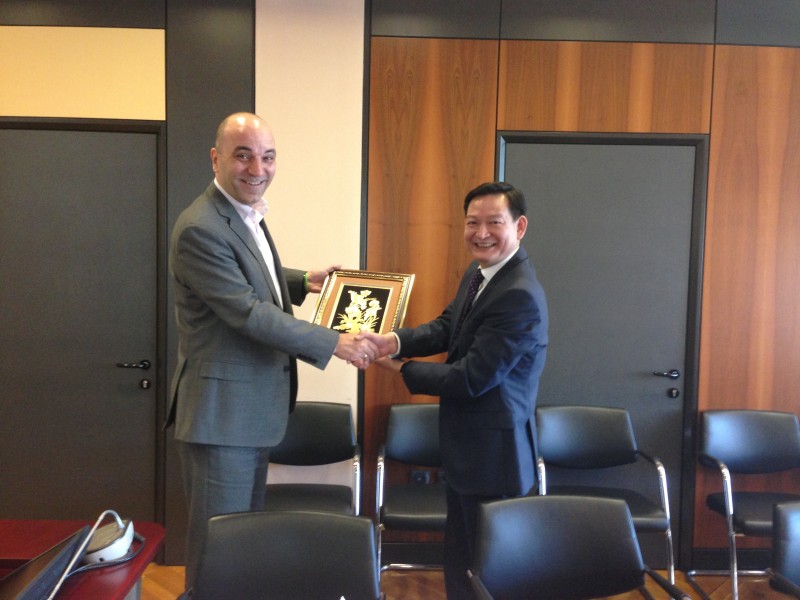 montenegro muon viet nam chia se kinh nghiem phat trien