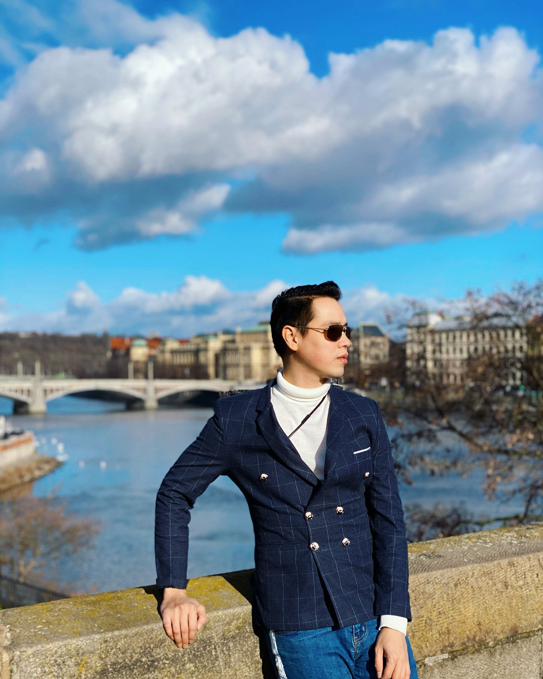 nam phuong hoang hau nguon cam hung cho show dien giac mo nang 2020