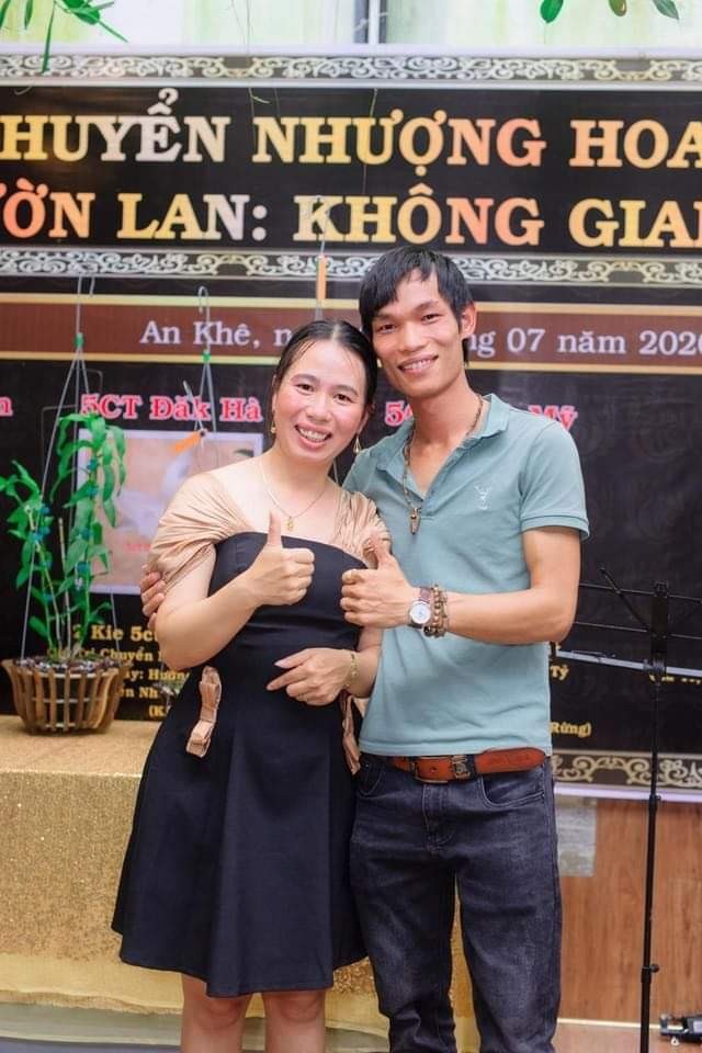 Hạc Hoàng Huy: Chàng trai 9X sở hữu vườn lan khủng