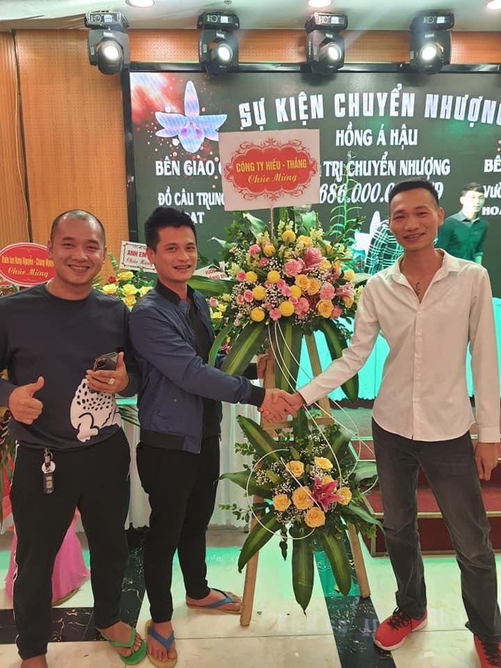 Trung Đức: Ông chủ 9X có vườn lan khủng Trung Đức: Ông chủ 9X có vườn lan khủng