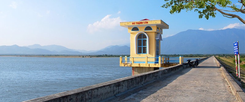 Điều tiết nước hợp lý phục vụ nhu cầu sản xuất, dân sinh