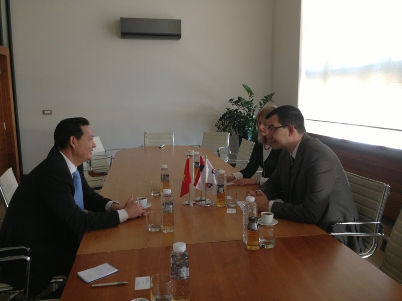 serbia uu tien phat trien quan he nhieu mat voi viet nam