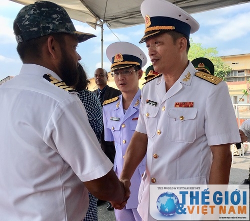 Tàu Hải quân Bangladesh thăm hữu nghị TP. HCM tau hai quan bangladesh tham huu nghi tp hcm