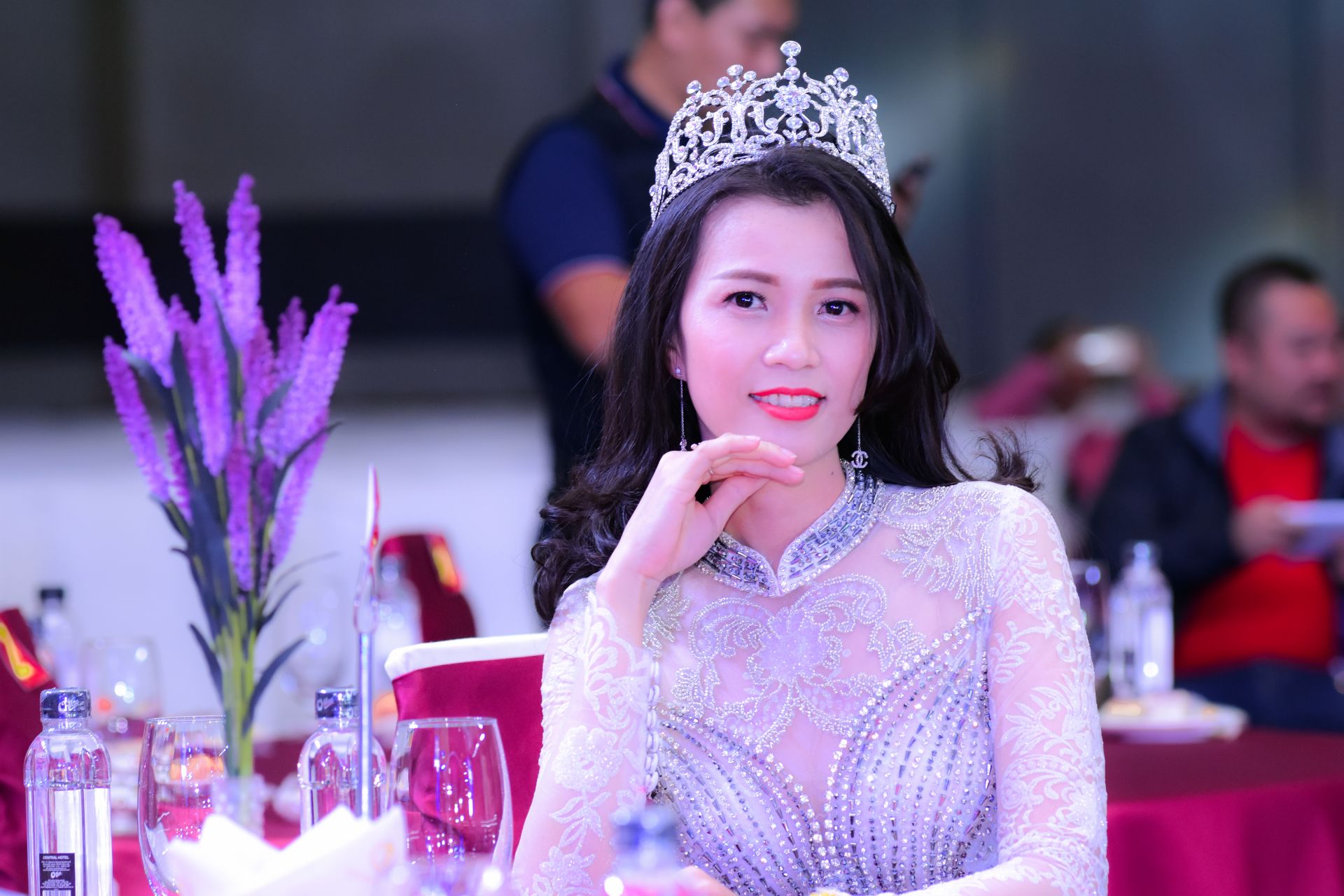 khuc khai hoan ca tren mat tran chong dich covid 19