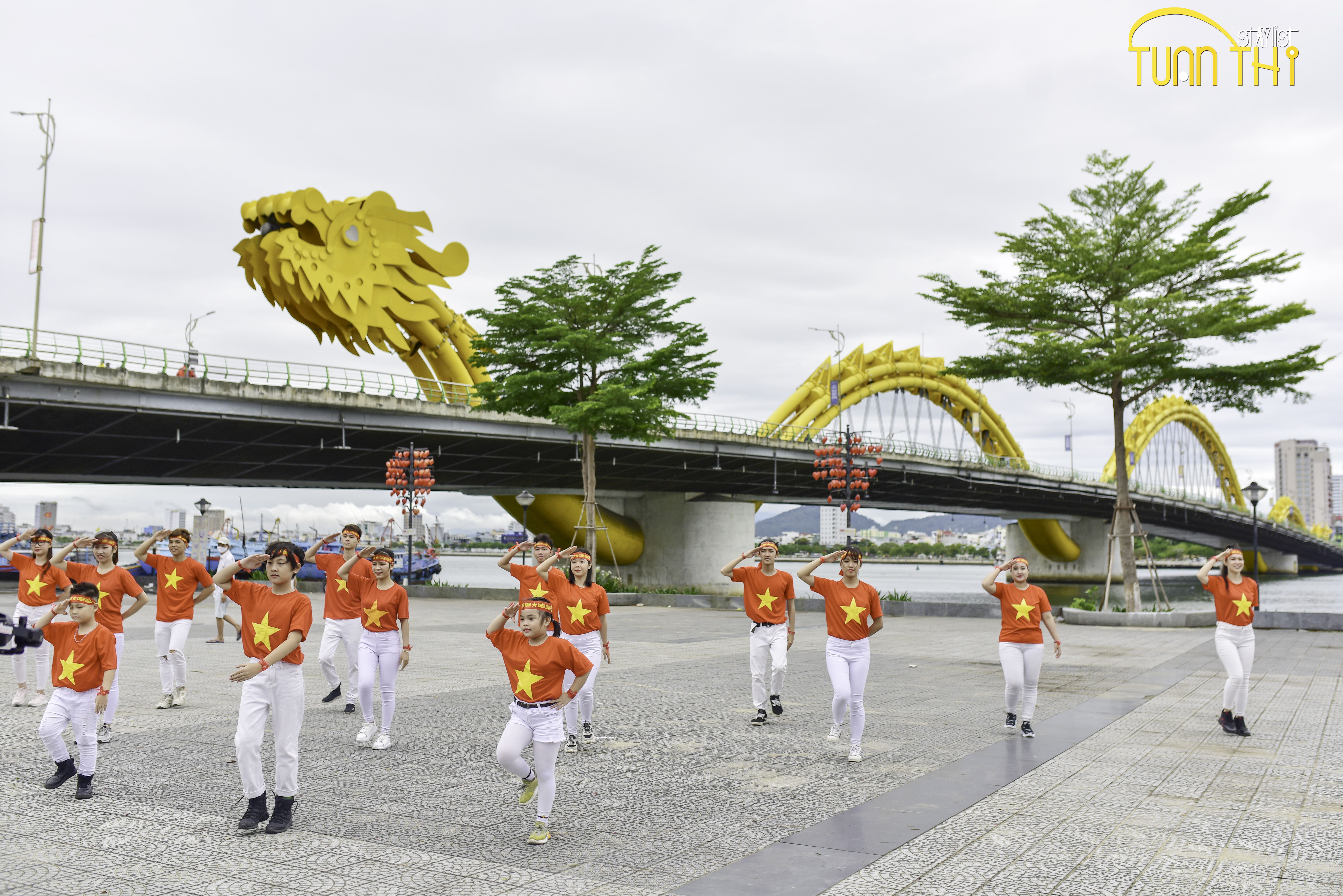 khuc khai hoan ca chao mua xuan dai thang