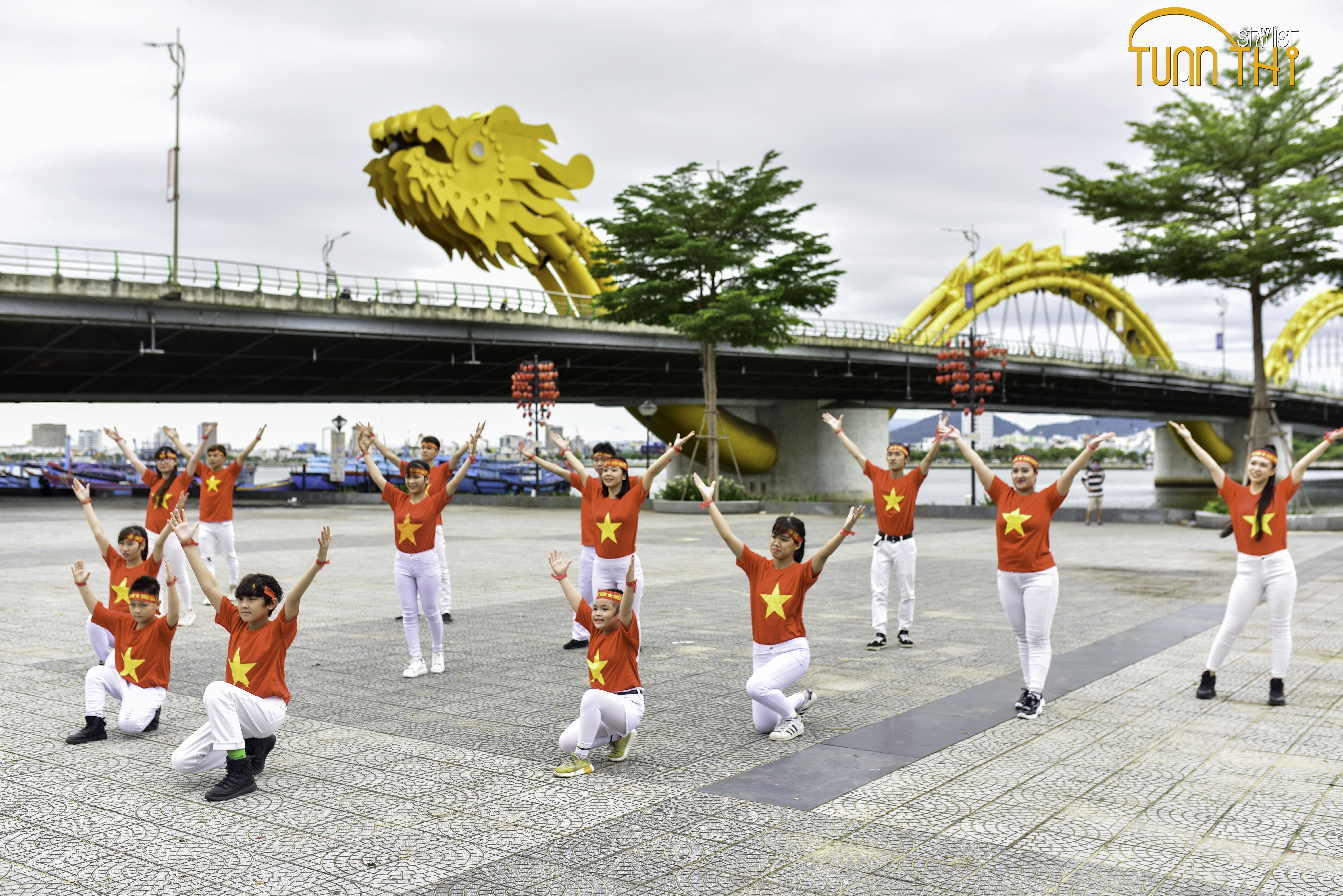 khuc khai hoan ca chao mua xuan dai thang