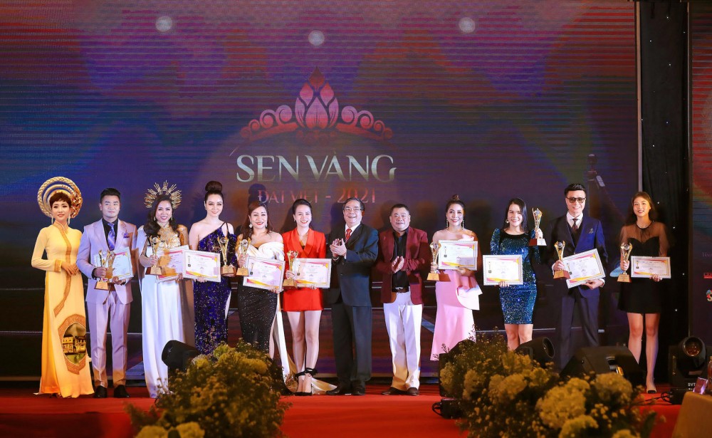 Hoa hậu Doanh nhân Toàn năng châu Á 2021: Bông hồng Tài năng Lê Mai Linh hội ngộ dàn doanh nhân 'cực phẩm'