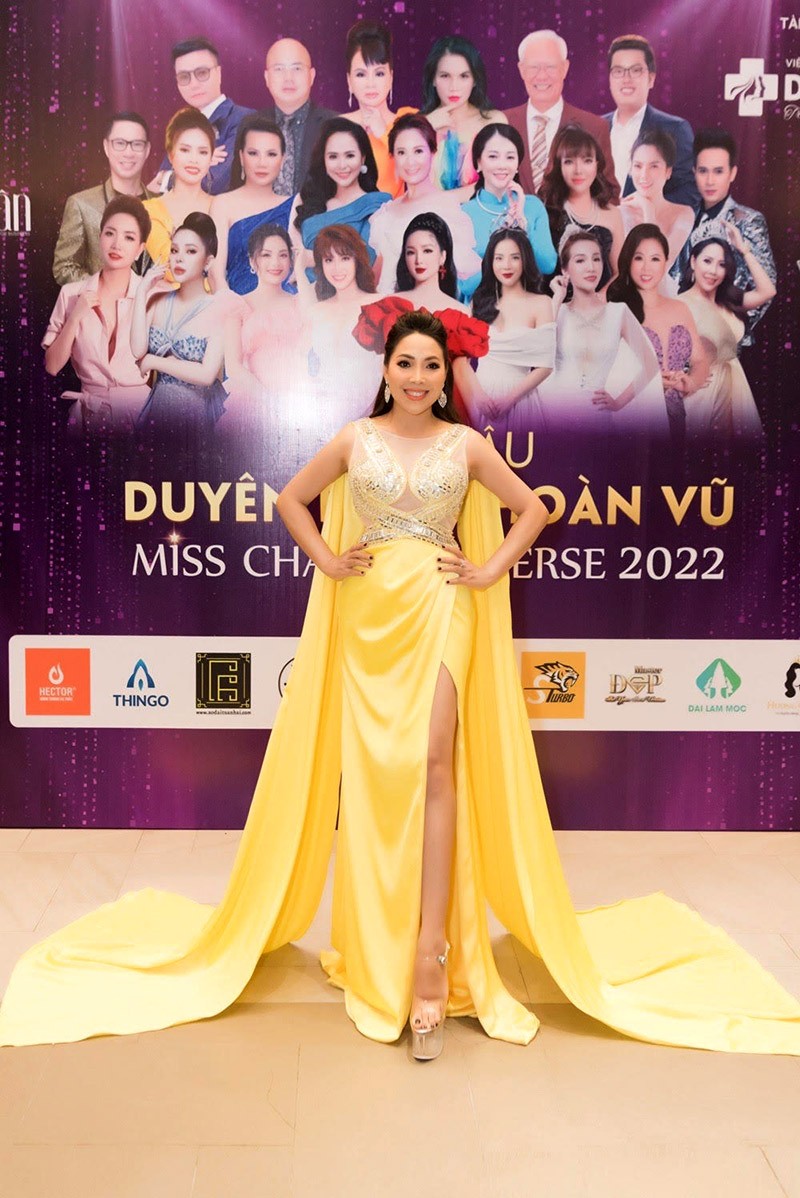 Hoa hậu Nguyễn Thị Nhuần quyến rũ, thần thái đỉnh cao khi ngồi ghế giám khảo Miss Charm Universe 2022