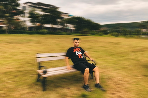 Doanh nhân Nguyễn Minh - Người sưu tầm giày Sneaker nhiệt huyết