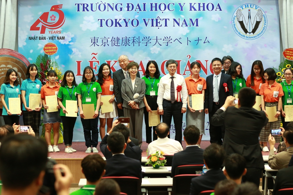 truong dai hoc y khoa tokyo viet nam to chuc le khai giang he dai hoc chinh quy khoa iiii nam hoc 2018 2019