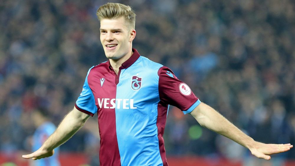 chuyen-nhuong-cau-thu-hom-nay-239-1