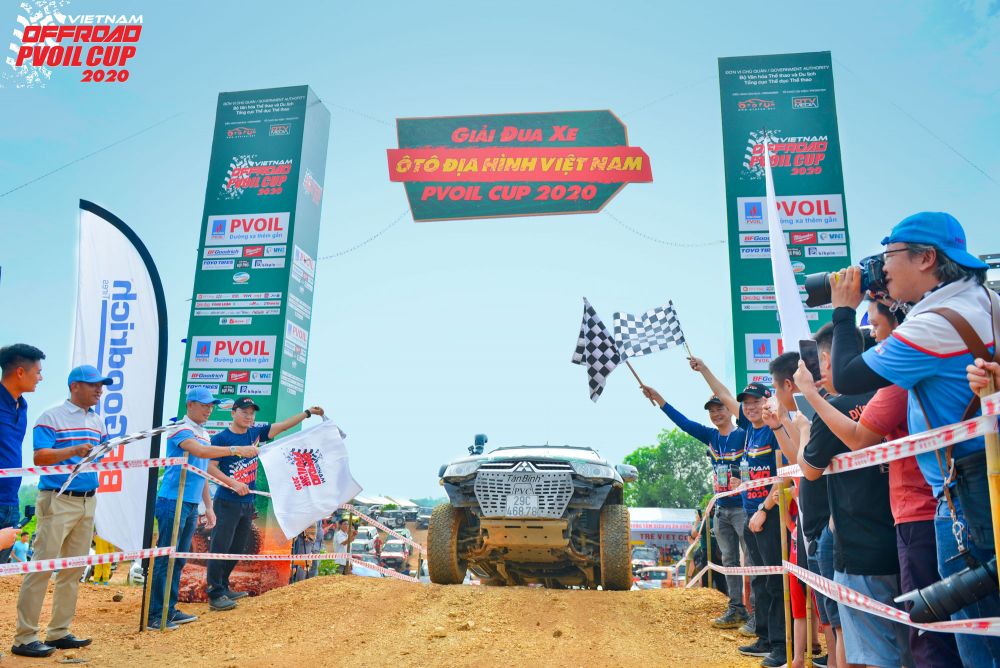 Khởi tranh Giải đua xe ô tô địa hình Off-road lớn nhất Việt Nam năm 2020