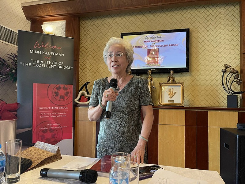 Ra mắt cuốn sách The Excellent Bridge về CEEVN và chị Minh Kauffman