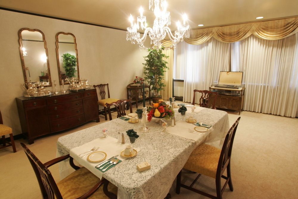 Bí ẩn khu ViP nơi ông Trump đang điều trị Covid-19