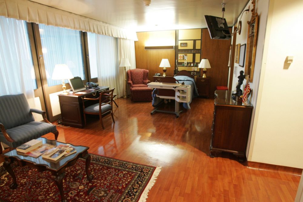 Bí ẩn khu ViP nơi ông Trump đang điều trị Covid-19