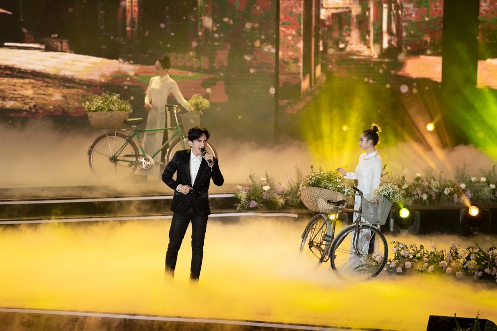 hoa hau viet nam 2020 diem ten 35 co gai xuat sac lot vao dem chung ket toan quoc