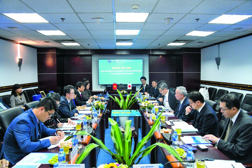 'Vươn ra biển lớn' bằng con tàu mang tên VIMC