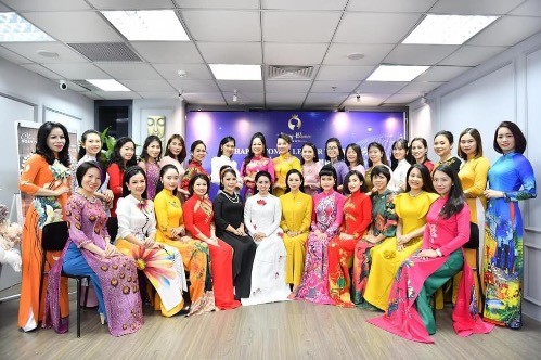 Happy Women Leader Network tổ chức kỷ niệm ngày Doanh nhân Việt Nam Happy Women Leader Network tổ chức kỷ niệm ngày Doanh nhân Việt Nam