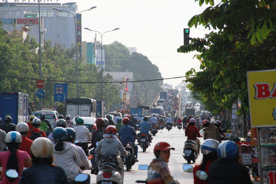 Nên đi tập tại phòng Gym hay mua máy để luyện tập ở nhà? Nên đi tập tại phòng Gym hay mua máy để luyện tập ở nhà?