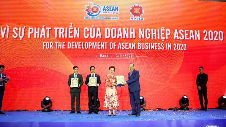 ABA 2020: Phó Thủ tướng Thường trực Trương Hoà Bình chúc mừng doanh nghiệp đạt giải thưởng