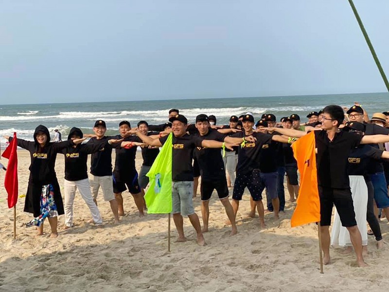 Doanh nhân Phạm Văn Hưởng: 'Học tập hết mình, cống hiến hết mình rồi bạn sẽ thành công'