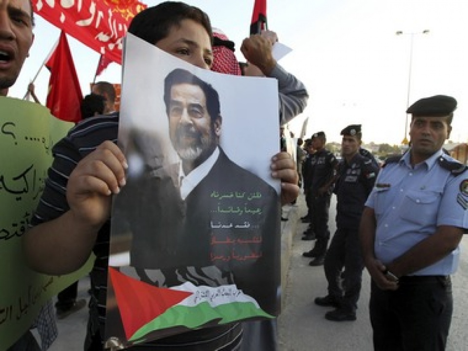 saddam hussein cai ten van am anh nuoc my sau 1 thap ky