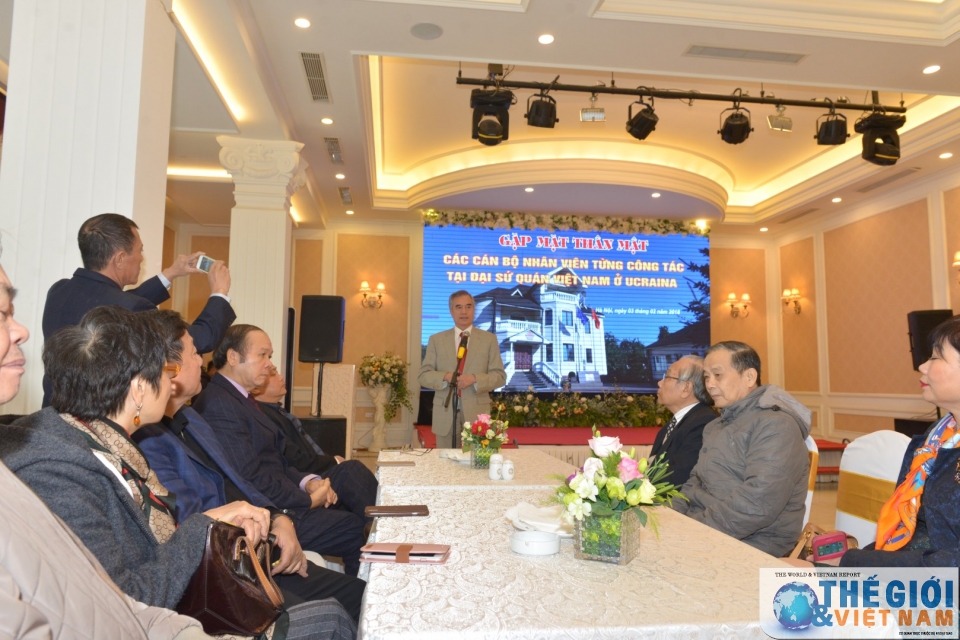 25 nam dong hanh va ket noi cua cac the he can bo lam viec o ukraine