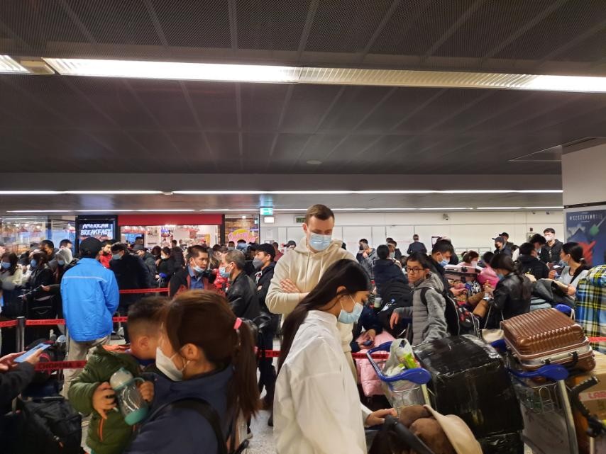 Chuyến bay miễn phí thứ ba đưa 259 người Việt ở Ukraine từ Ba Lan về nước