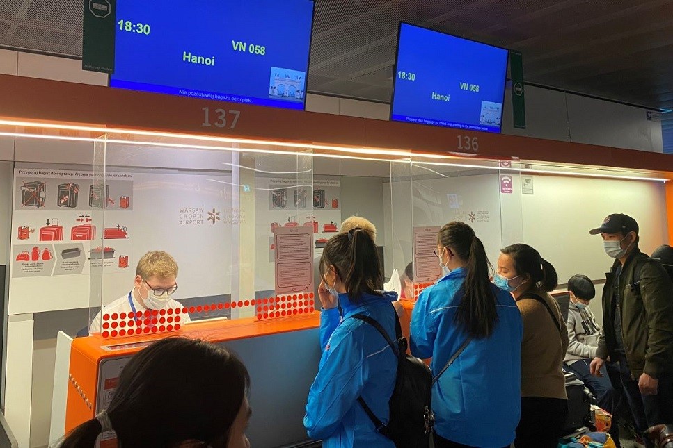 Chuyến bay miễn phí thứ ba đưa 259 người Việt ở Ukraine từ Ba Lan về nước