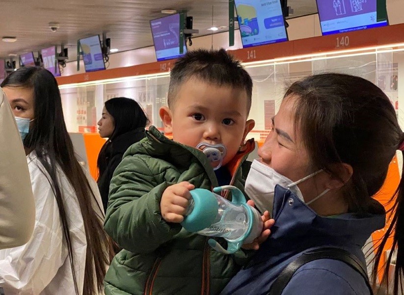 Chuyến bay miễn phí thứ ba đưa 259 người Việt ở Ukraine từ Ba Lan về nước