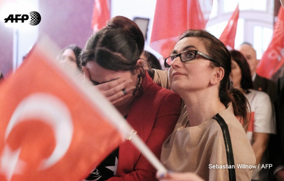 Thổ Nhĩ Kỳ chia rẽ sâu sắc sau trưng cầu ý dân tho nhi ky chia re sau sac sau trung cau y dan