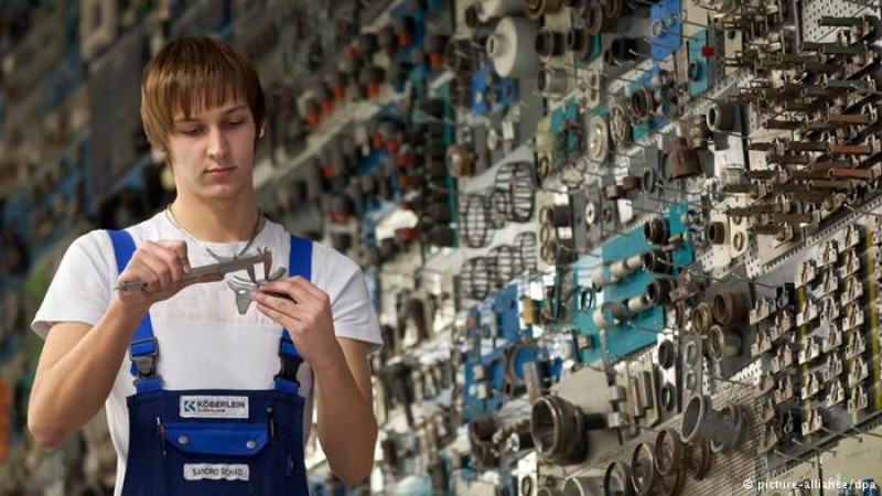 lao dong nganh co khi duc dat thoa thuan tang luong