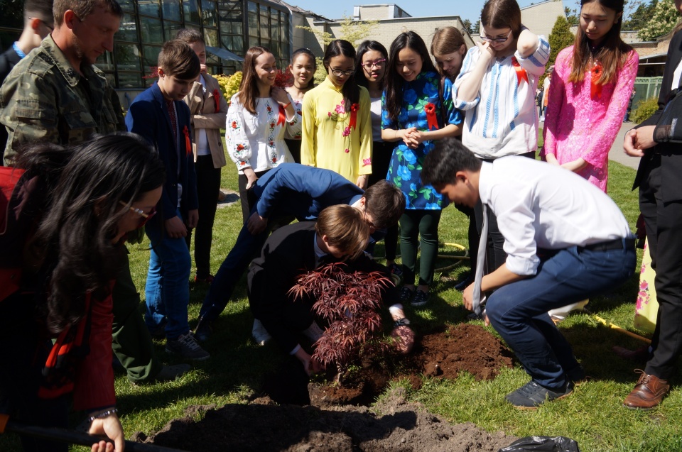 truyen thong trong cay de nho on nguoi tai ukraine