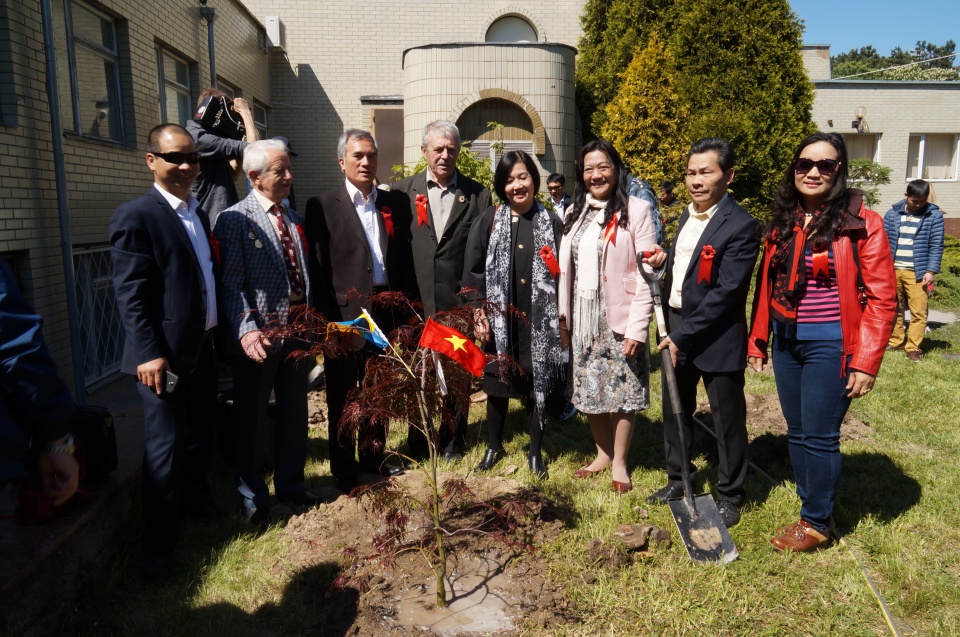 truyen thong trong cay de nho on nguoi tai ukraine