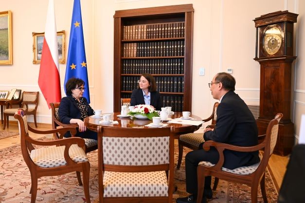Đại sứ Nguyễn Hùng gặp và làm việc với Chủ tịch Hạ viện Ba Lan. (Nguồn: Kancelaria Sejmu, Anna Starzyk)