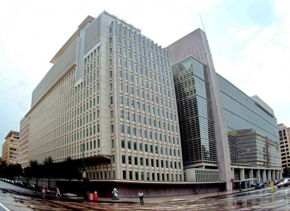 wb du bao tang truong kinh te the gioi 2016 chi con 24