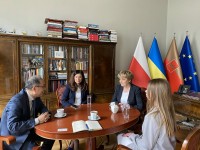 Đại sứ Nguyễn Hùng thăm, làm việc tại Łódź, Ba Lan