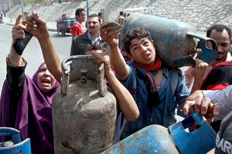 hy lap chua thoat kho khan sau goi cuu tro thu ba