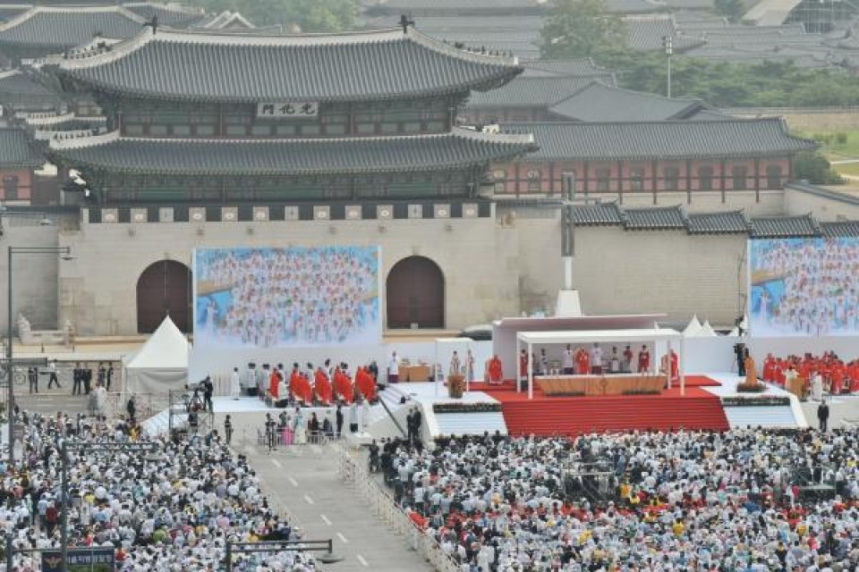 seoul muon dung cay cau hop tac voi binh nhuong