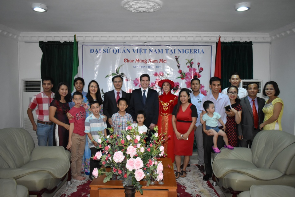 don tet co truyen viet nam tai nigeria